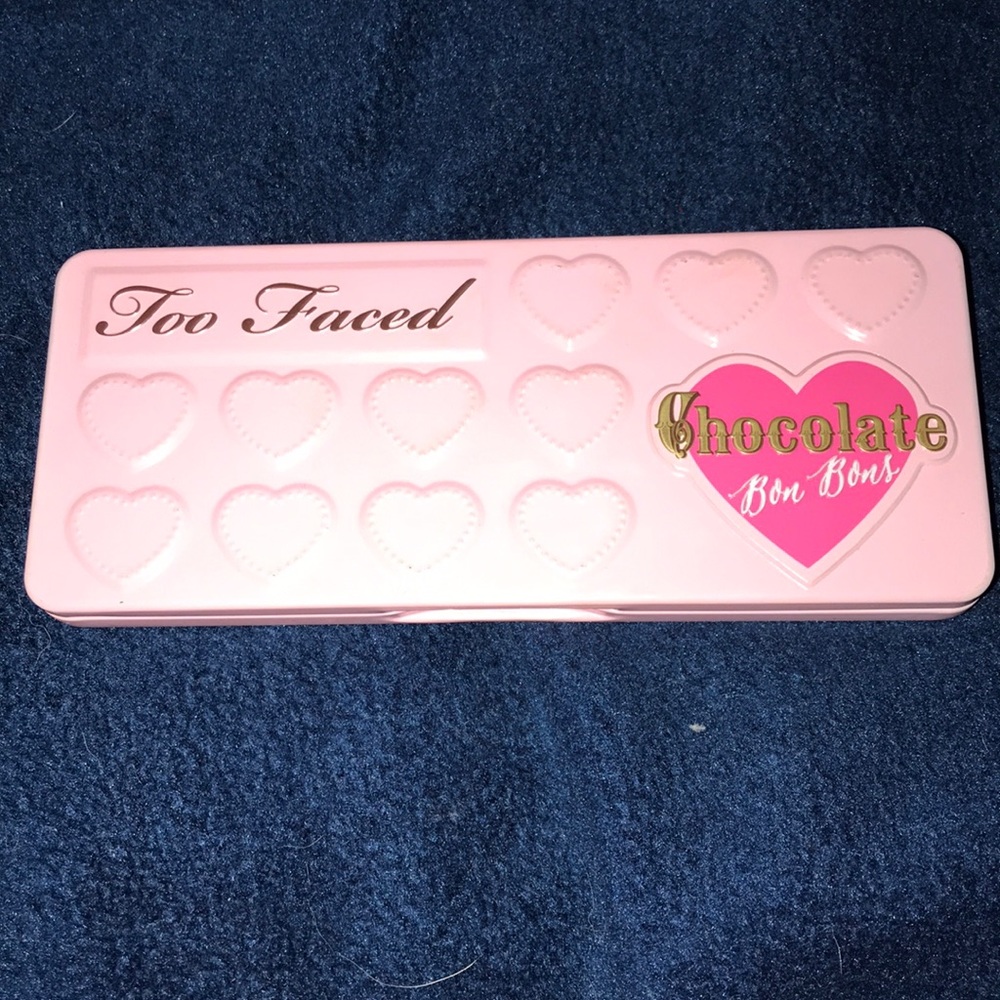 Too faced chocolate bon bon eyeshadow palette